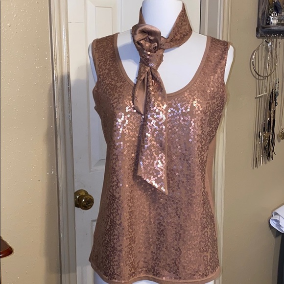 beautiful sequin blouse - Picture 5 of 7